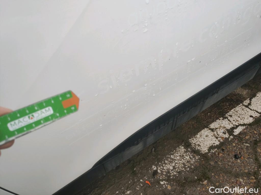  Peugeot  2008 PEUGEOT  / 2019 / 5P / todoterreno Active Pack BlueHDI 81kW (110CV) #BATERIA AGOTADA IMPOSIBLE LECTURA ODOMETRO KILOMETRAJE APROXIMADO 135000KMTS# #2