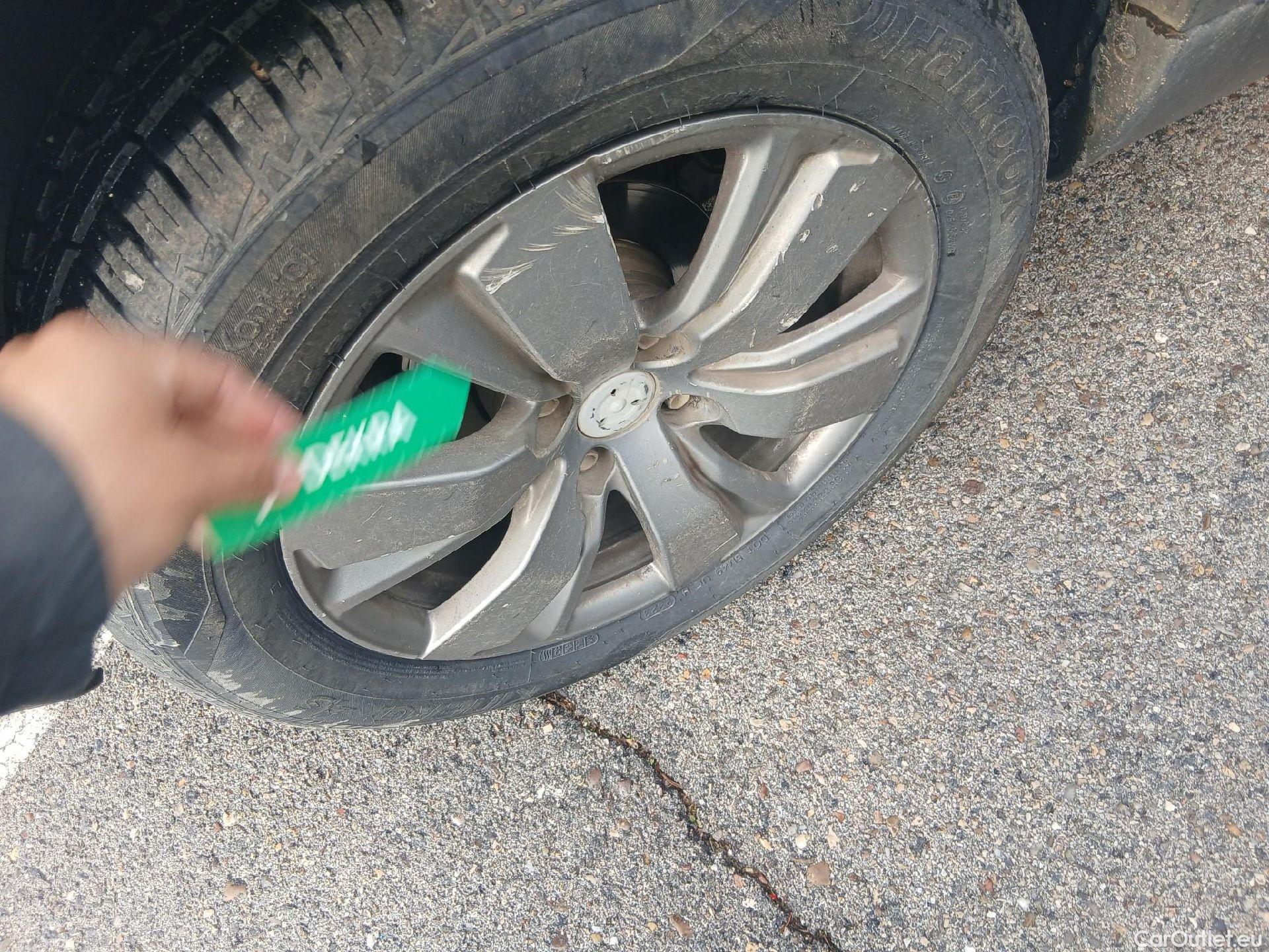  Peugeot  2008 PEUGEOT  / 2016 / 5P / todoterreno Signature BlueHDi 100 S&S 5 Vel. MAN #52