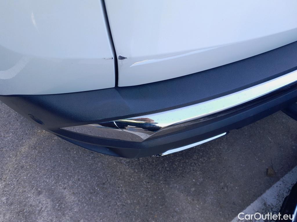  Peugeot  3008 PEUGEOT  Hybrid / 2020 / 5P / todoterreno 225 e-EAT8 GT Pack #15