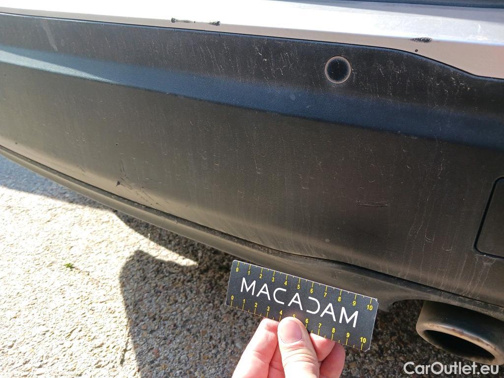  Peugeot  2008 PEUGEOT  / 2019 / 5P / todoterreno Allure BlueHDI 81kW (110CV) #39