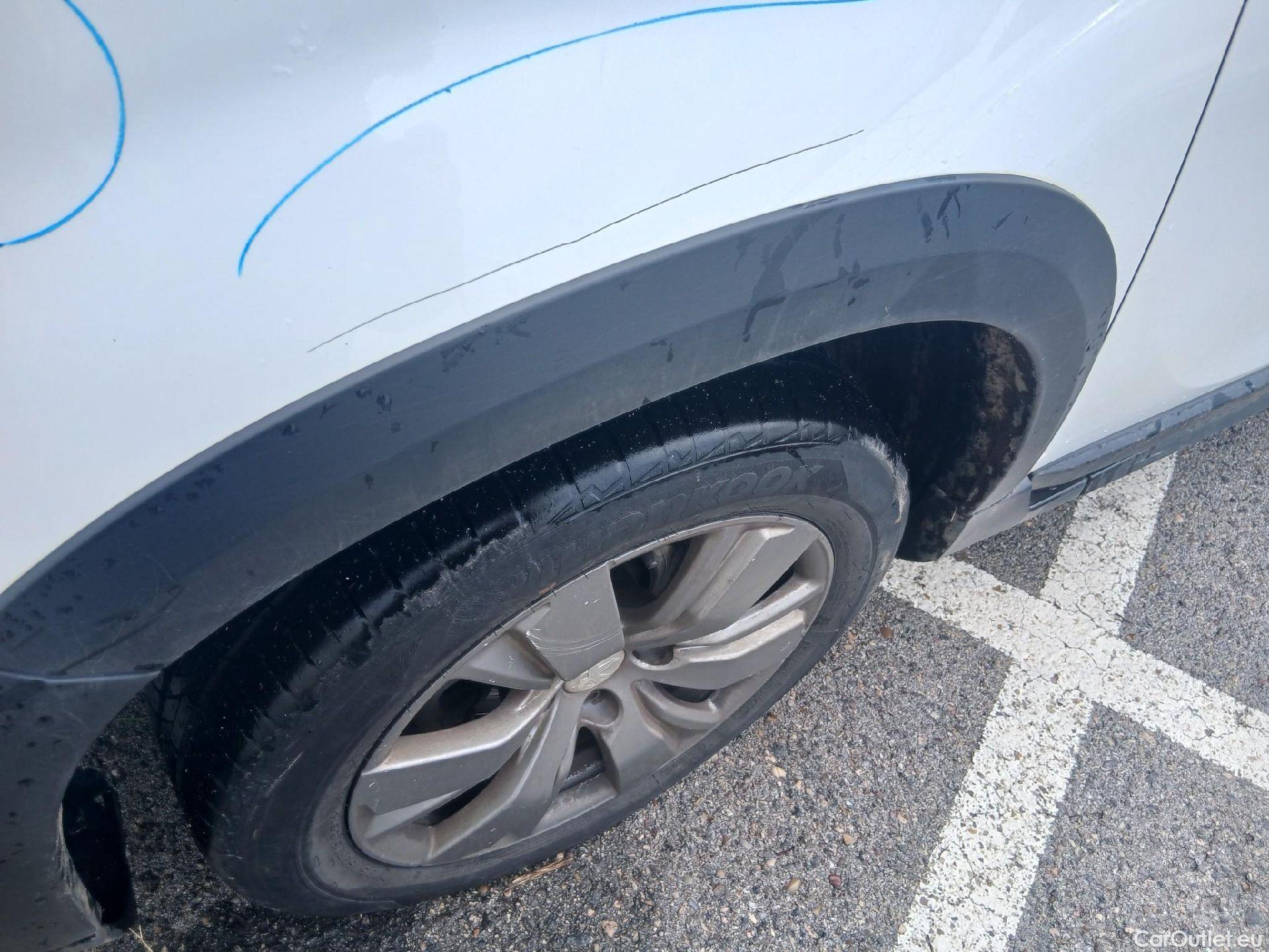  Peugeot  2008 PEUGEOT  / 2016 / 5P / todoterreno Signature BlueHDi 100 S&S 5 Vel. MAN #28