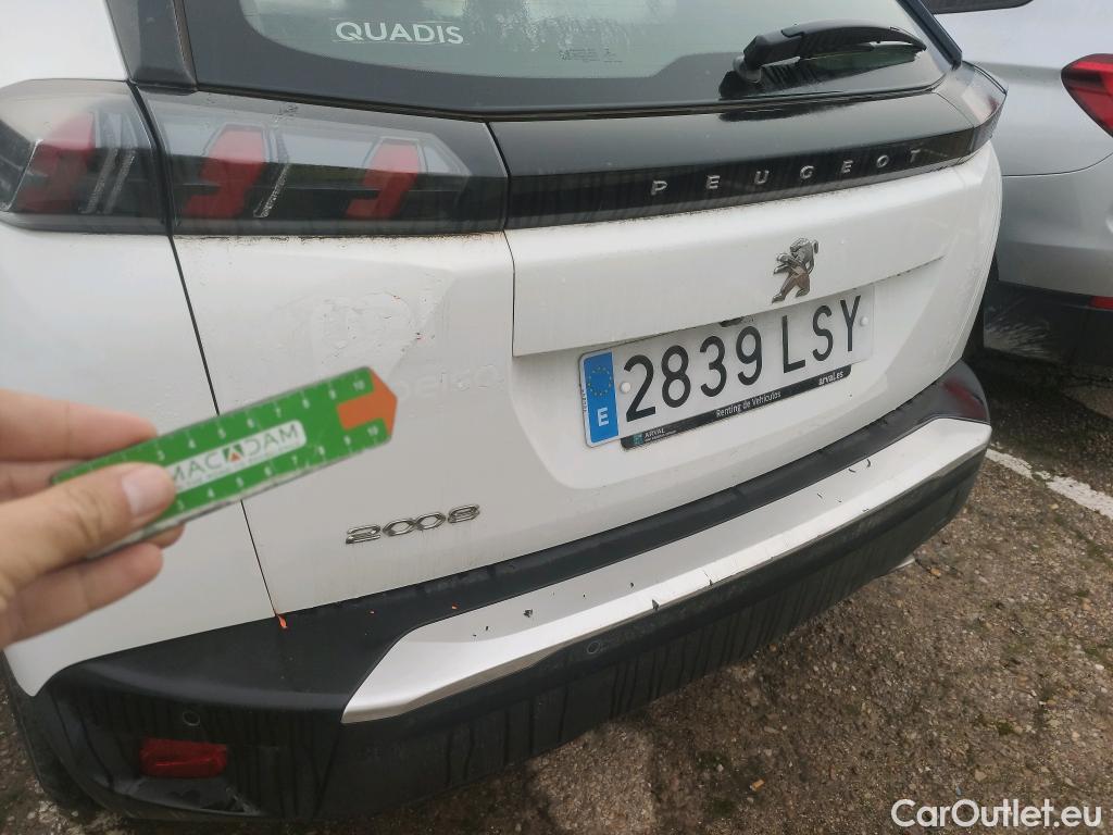  Peugeot  2008 PEUGEOT  / 2019 / 5P / todoterreno Active Pack BlueHDI 81kW (110CV) #BATERIA AGOTADA IMPOSIBLE LECTURA ODOMETRO KILOMETRAJE APROXIMADO 135000KMTS# #12