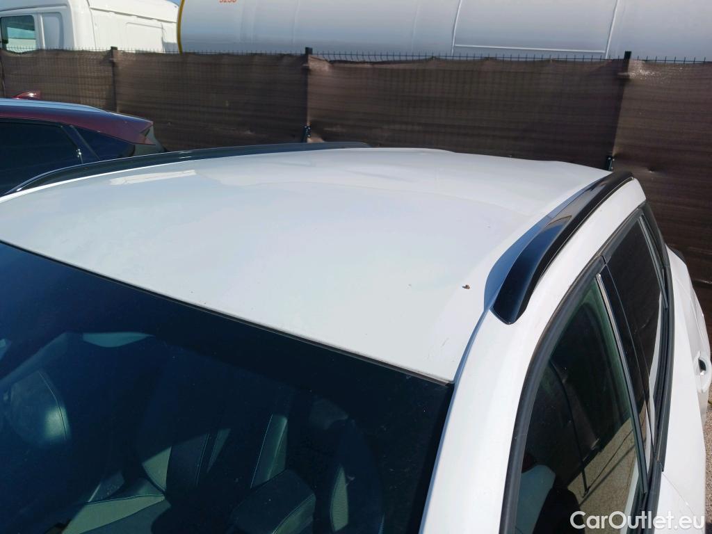  Peugeot  2008 PEUGEOT  / 2019 / 5P / todoterreno Allure BlueHDI 81kW (110CV) #1