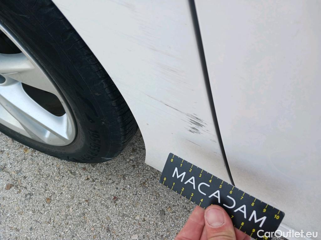  Opel  Corsa OPEL  1.2T XHL 74kW (100CV) Elegance #9