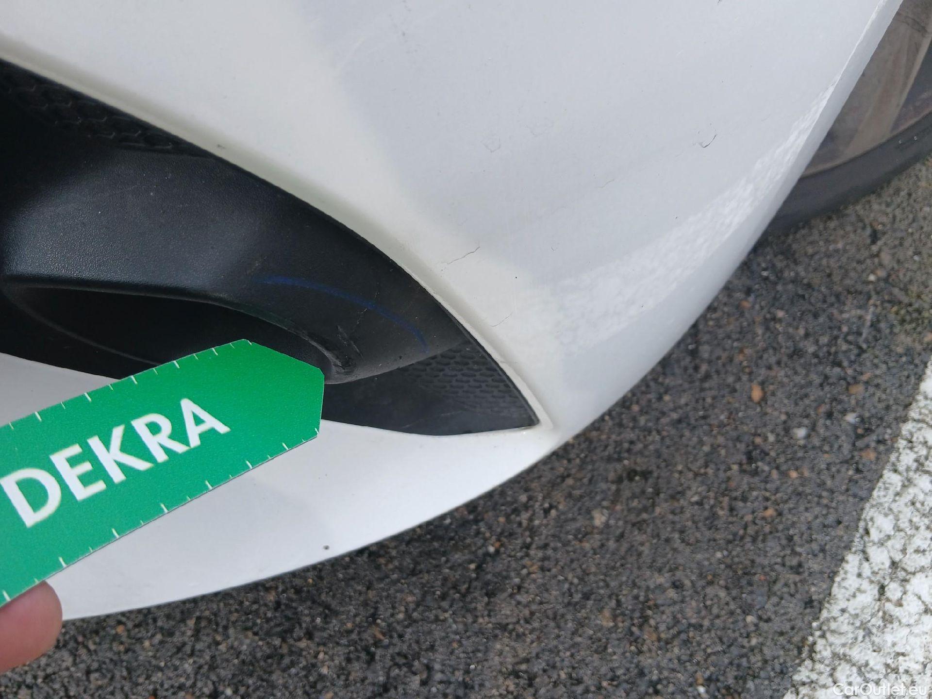  Opel  Corsa OPEL  1.2T XHL 74kW (100CV) Elegance #18