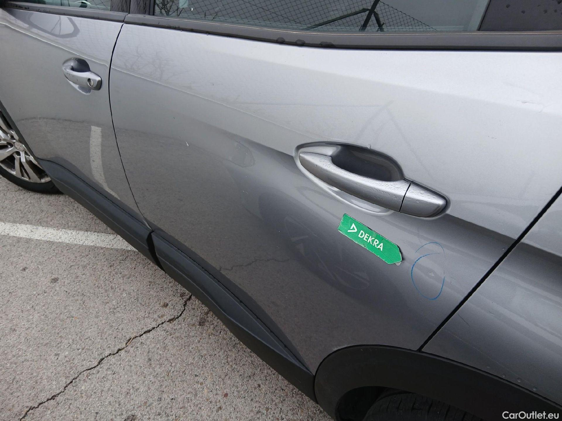  Peugeot  3008 PEUGEOT  / 2016 / 5P / todoterreno 1.5 BlueHDi 96kW (130CV) S&S Active (AC) #15