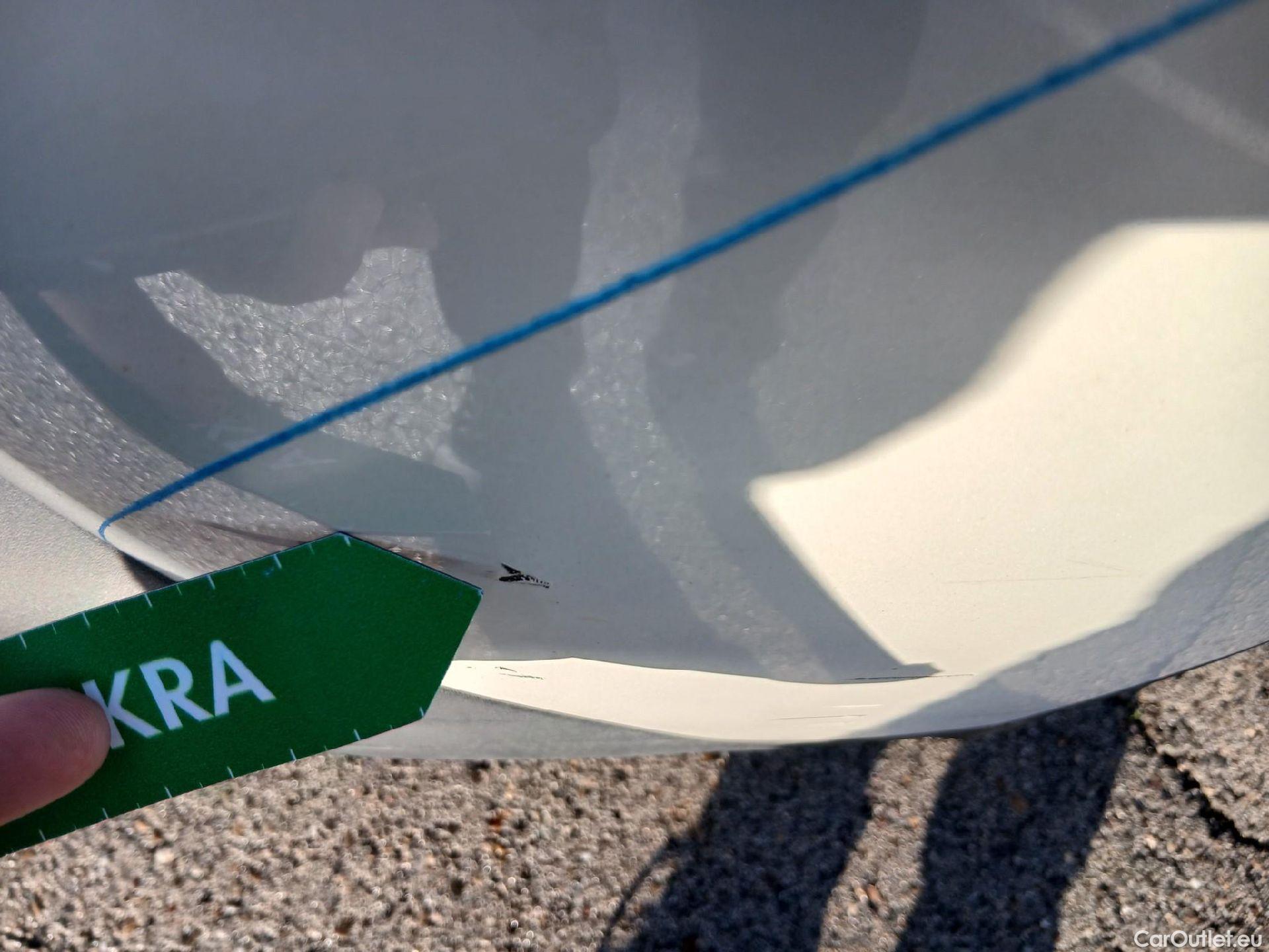  Peugeot  3008 PEUGEOT  / 2020 / 5P / todoterreno 1.2 PureTech 96KW S&S Active Pack EAT8 #28