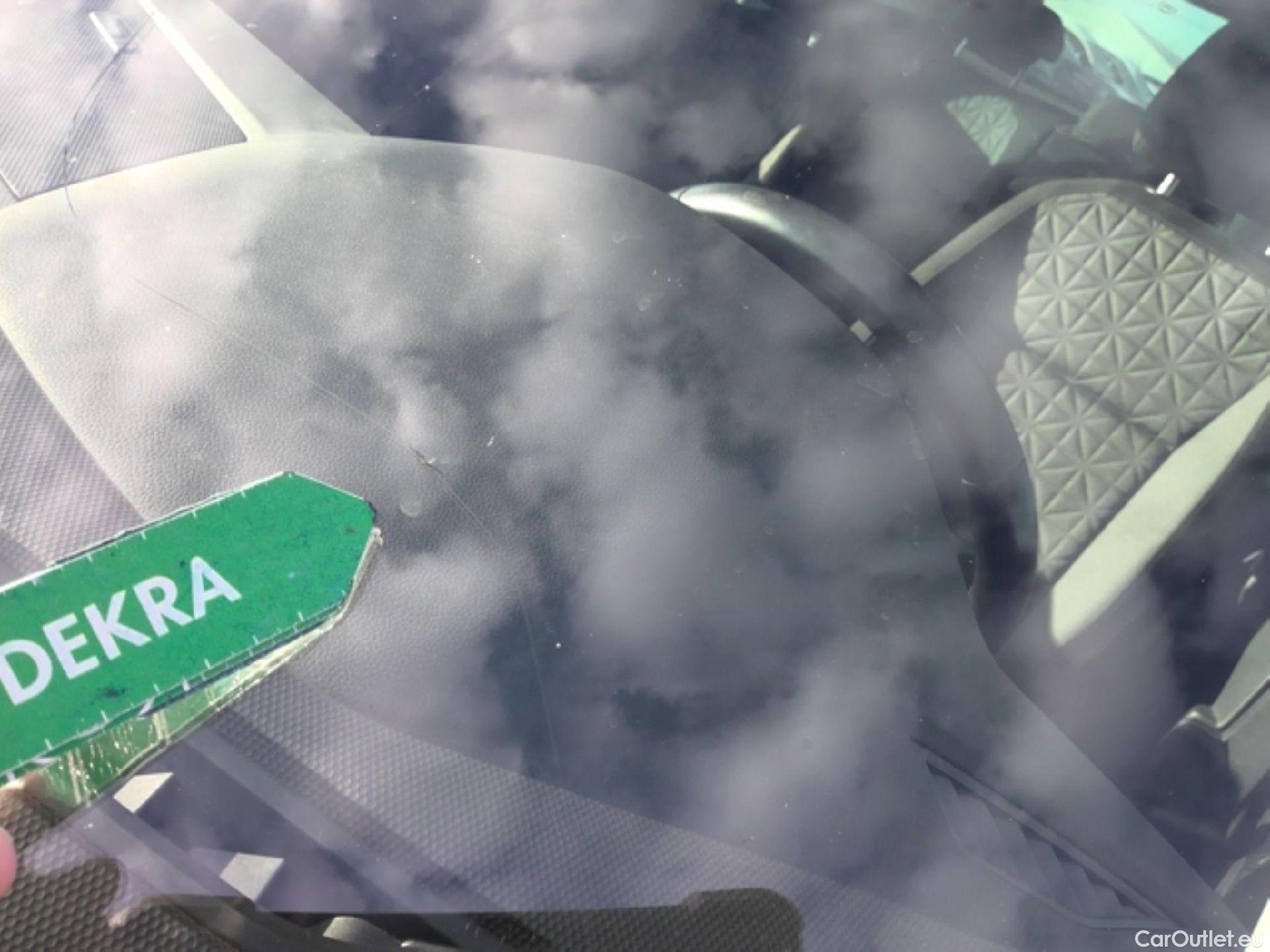  Volkswagen  Tiguan VOLKSWAGEN  / 2020 / 5P / todoterreno Life 1.4 TSI eHybrid 180kW (245CV) DSG #40