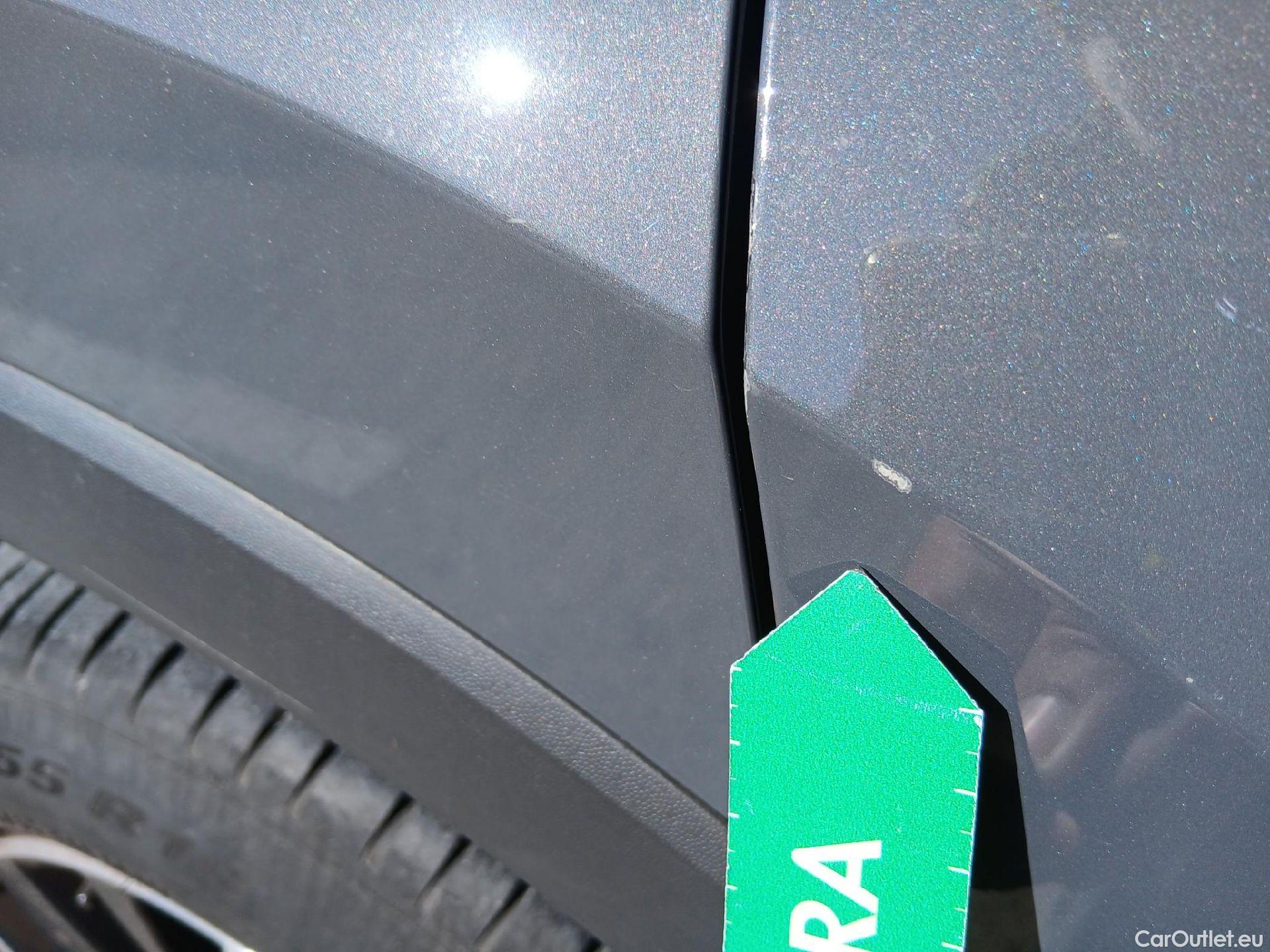  Volkswagen  Tiguan VOLKSWAGEN  / 2020 / 5P / todoterreno Life 1.5 TSI 110kW (150CV) #32