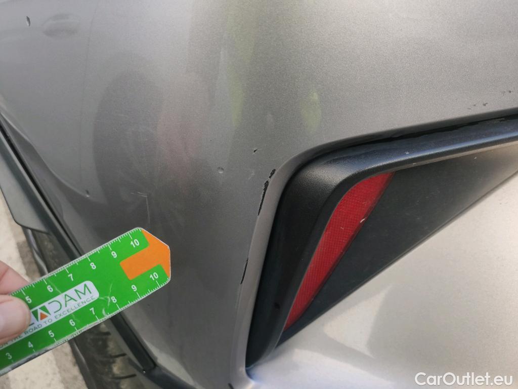  Toyota  C-HR TOYOTA  / 2016 / 5P / todoterreno 1.8 125H Advance (CX) #22