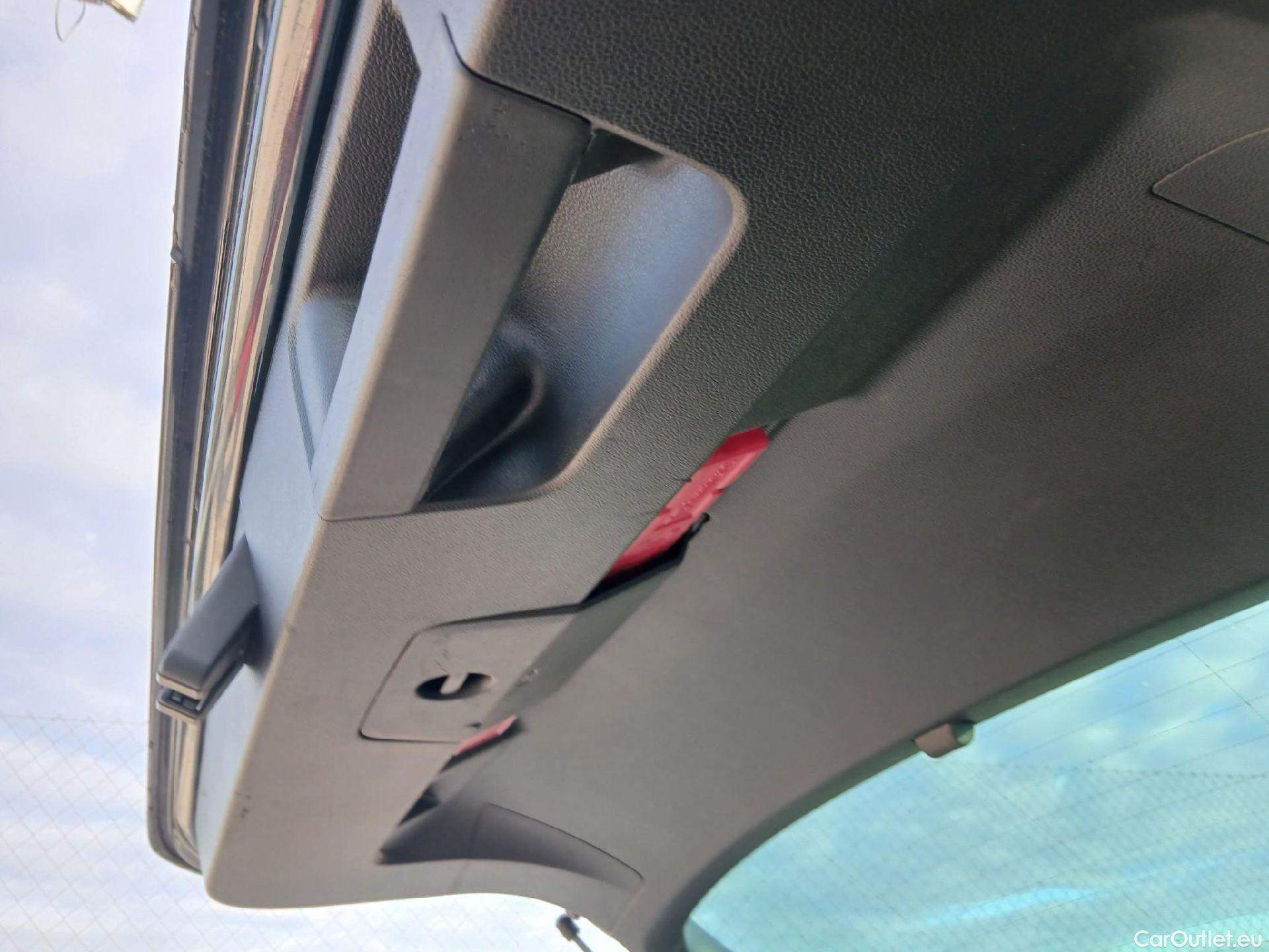  Volkswagen  Tiguan VOLKSWAGEN  / 2020 / 5P / todoterreno Life 1.4 TSI eHybrid 180kW (245CV) DSG #6