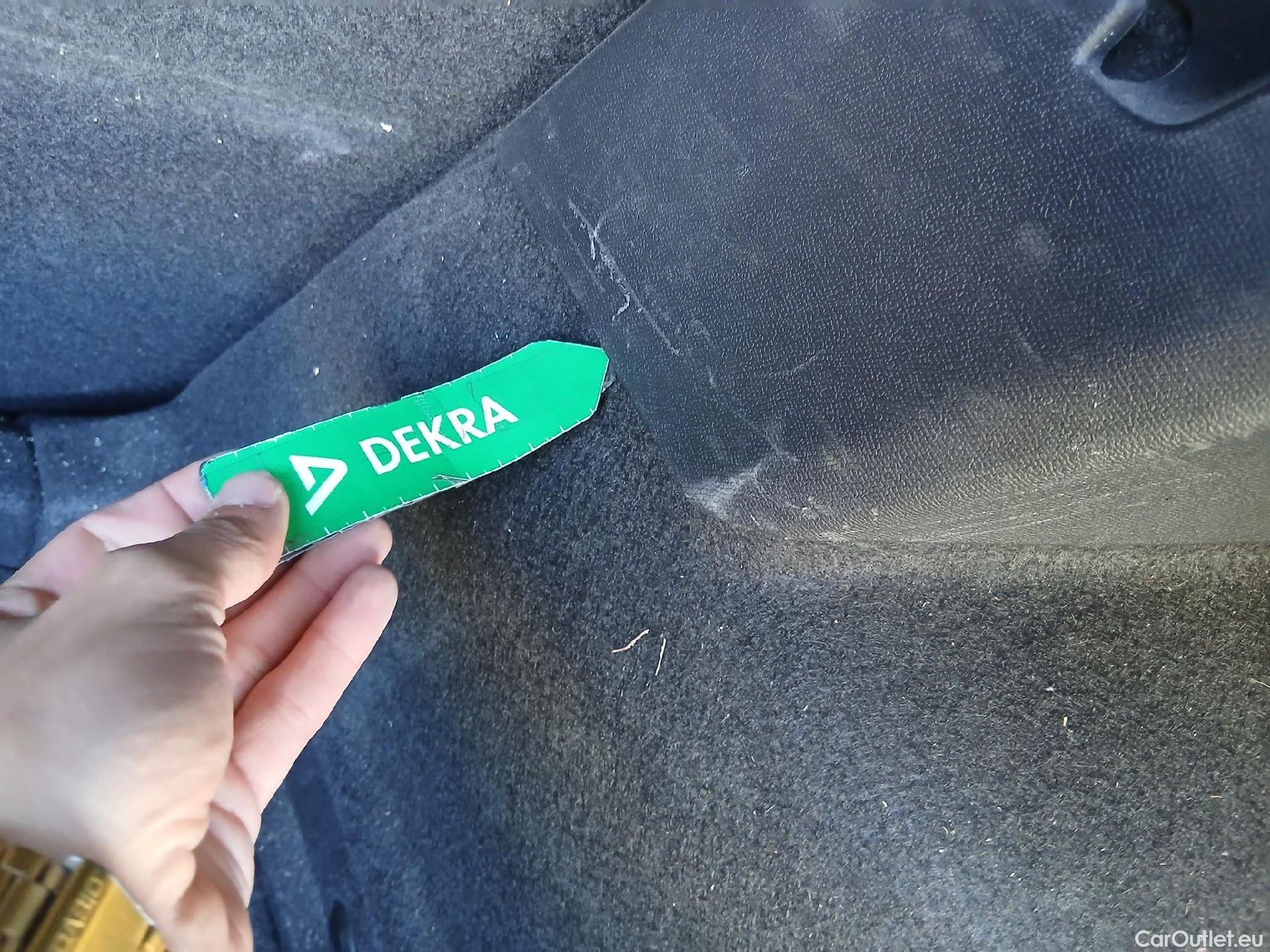  Land Rover  Discovery SEAT Nuevo León / 2020 / 5P / berlina con portón 2.0 TDI 85kW S&S Style Go (AC2) #25