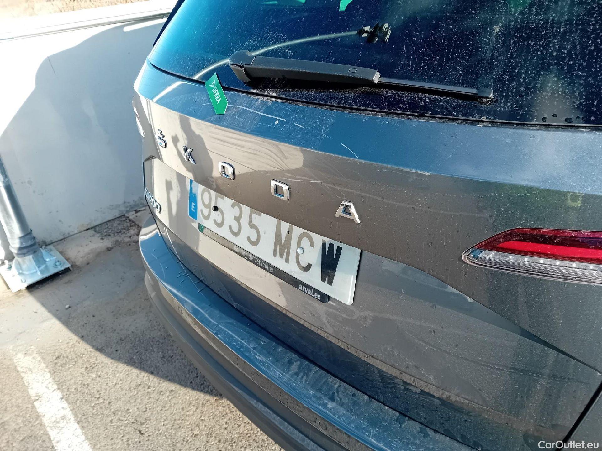  Skoda  Karoq SKODA  / 2021 / 5P / todoterreno 2.0 TDI 85kW (115CV) Ambition (AC) #22