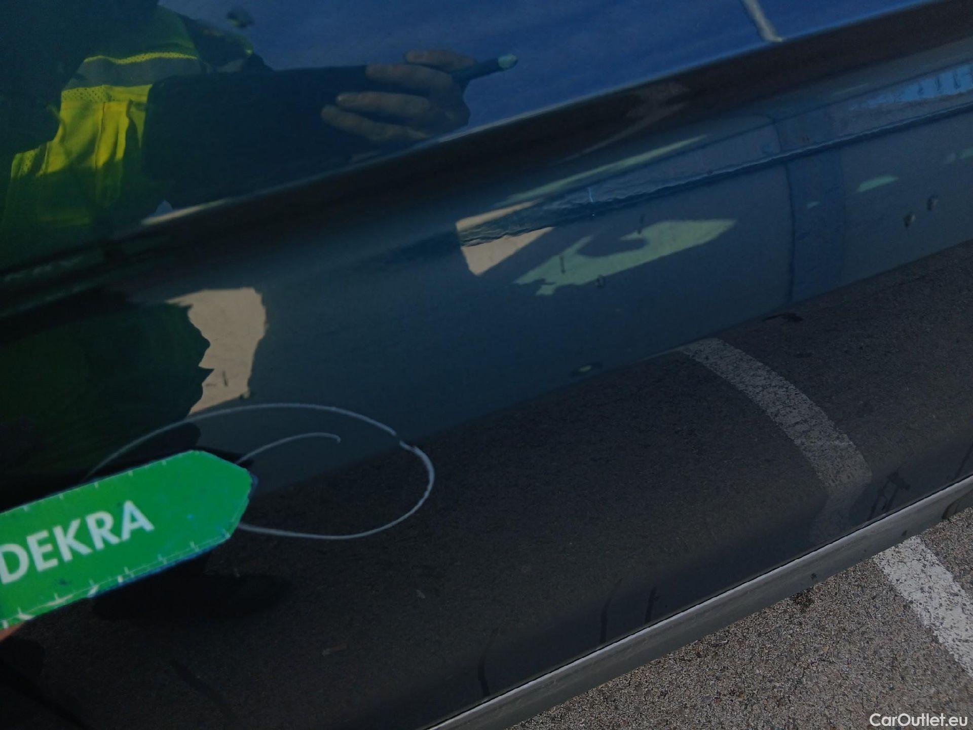  Volkswagen  Tiguan VOLKSWAGEN  / 2020 / 5P / todoterreno Life 1.4 TSI eHybrid 180kW (245CV) DSG #16