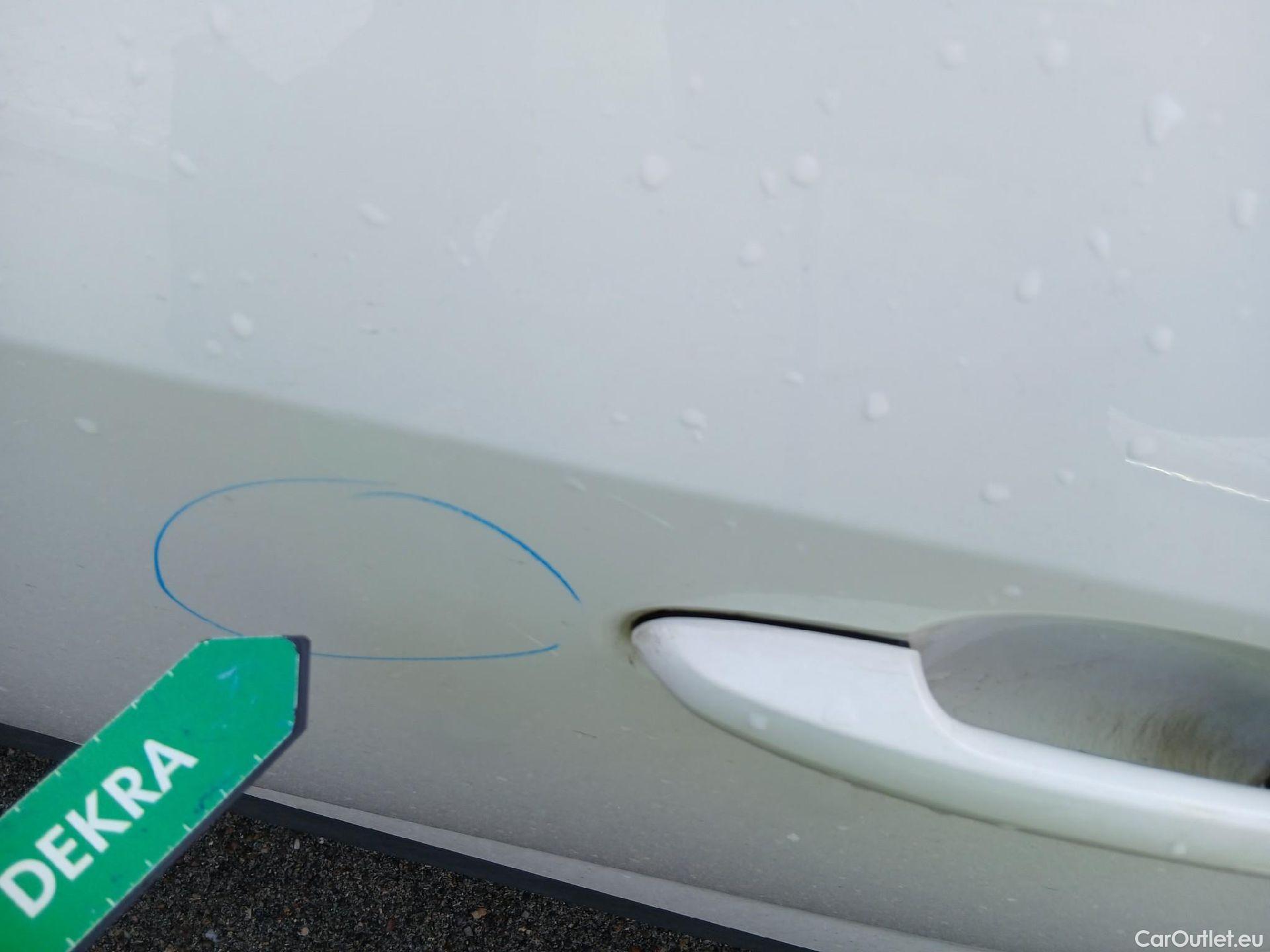  Toyota  RAV4 TOYOTA  / 2018 / 5P / todoterreno 2.5l 220H Business #11