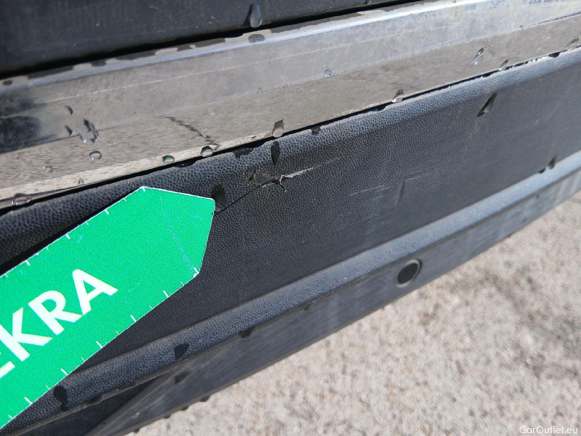  Volkswagen  Tiguan VOLKSWAGEN  / 2020 / 5P / todoterreno Life 1.5 TSI 110kW (150CV) #24