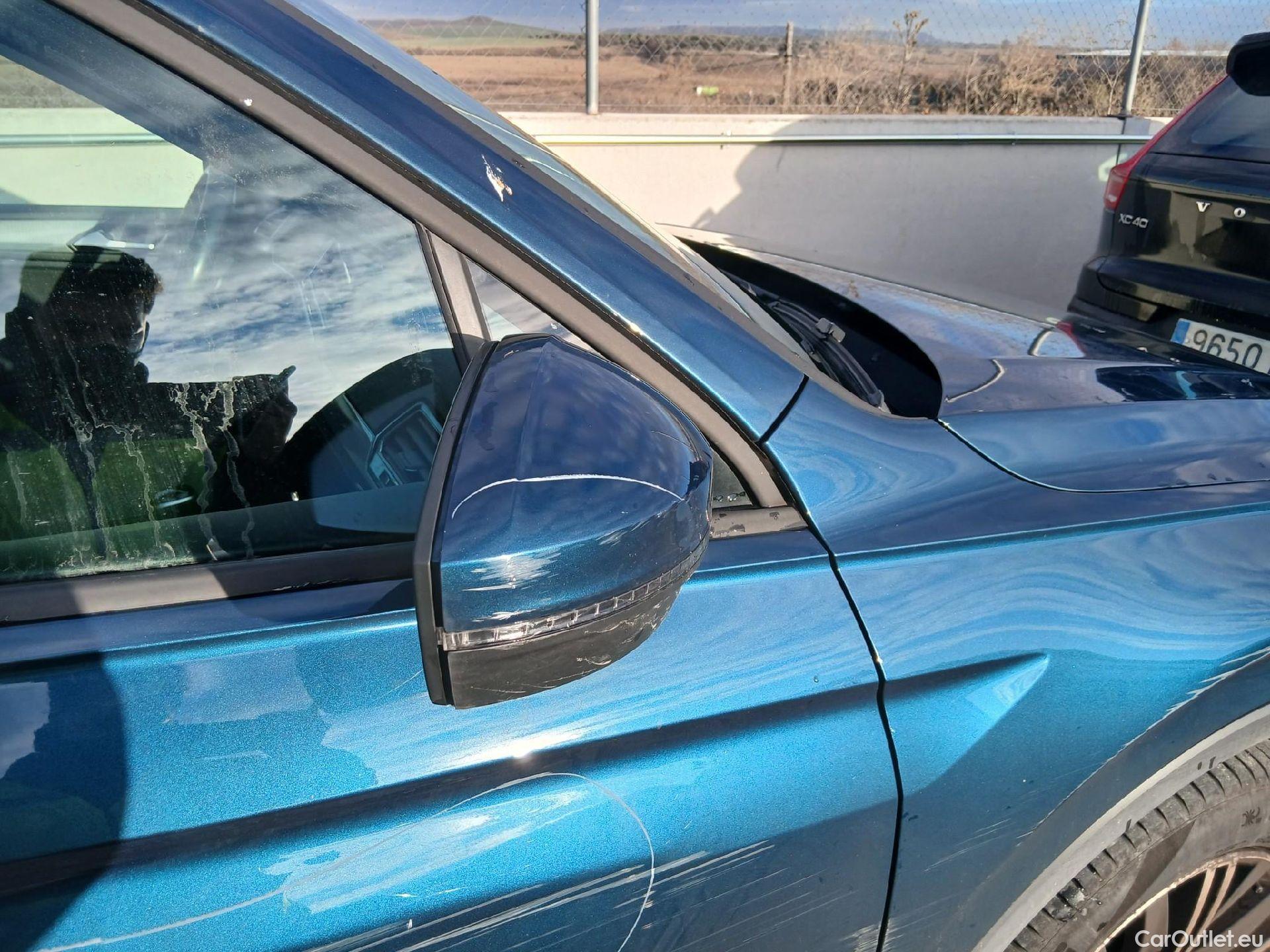  Volkswagen  Tiguan VOLKSWAGEN  / 2020 / 5P / todoterreno Life 1.4 TSI eHybrid 180kW (245CV) DSG #31