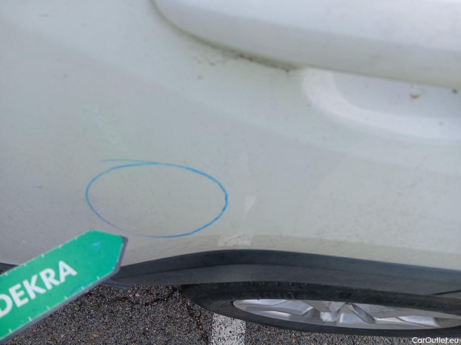  Toyota  RAV4 TOYOTA  / 2018 / 5P / todoterreno 2.5l 220H Business #12