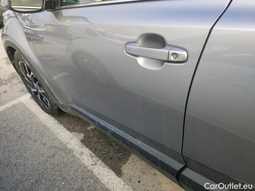  Toyota  C-HR TOYOTA  / 2016 / 5P / todoterreno 1.8 125H Advance (CX) #7