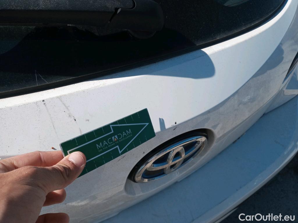  Toyota  Corolla TOYOTA  1.8 125H ACTIVE TECH E-CVT #43