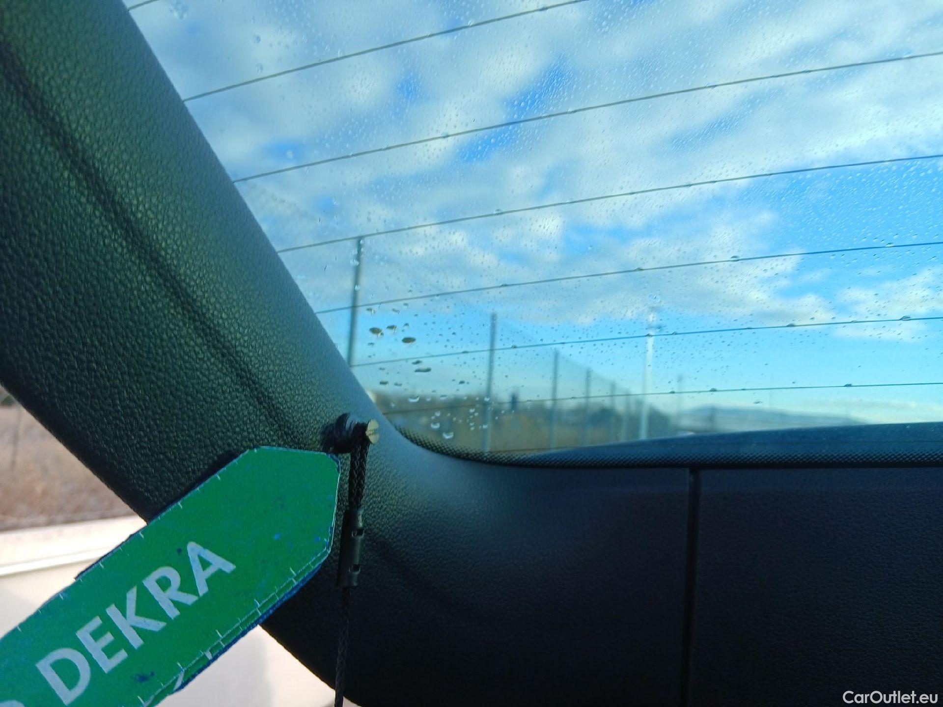  Volkswagen  Tiguan VOLKSWAGEN  / 2020 / 5P / todoterreno Life 1.4 TSI eHybrid 180kW (245CV) DSG #4