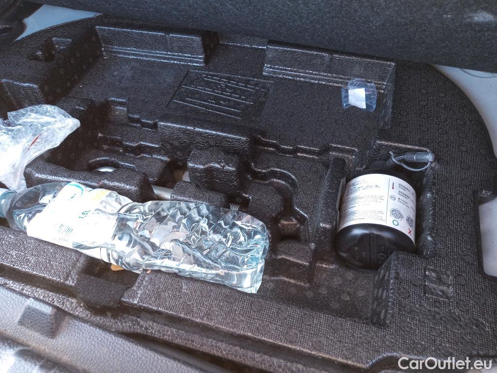  Toyota  Corolla TOYOTA  1.8 125H ACTIVE TECH E-CVT #13