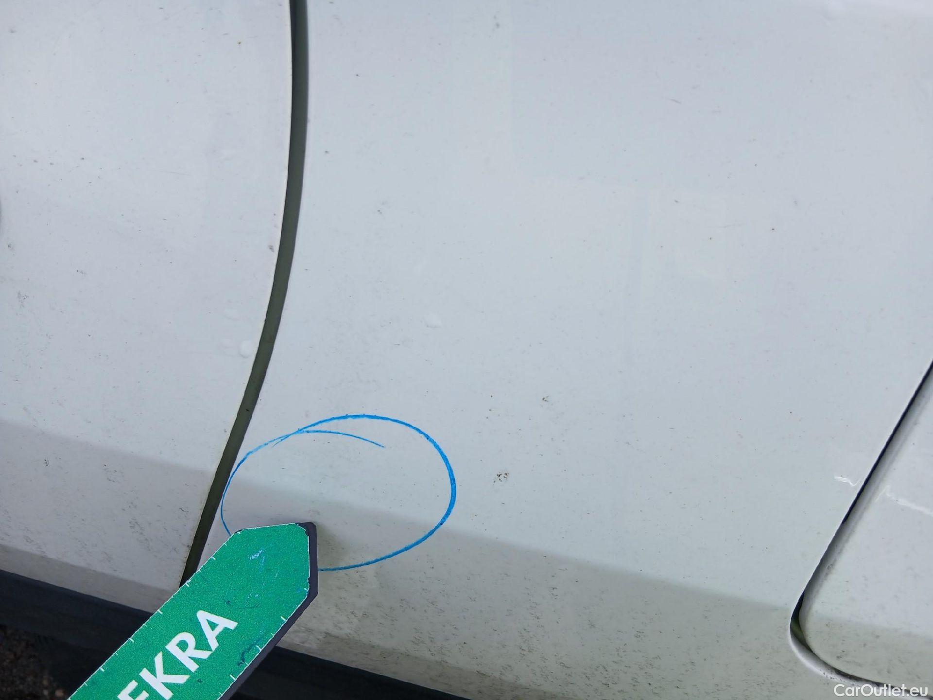  Toyota  RAV4 TOYOTA  / 2018 / 5P / todoterreno 2.5l 220H Business #14