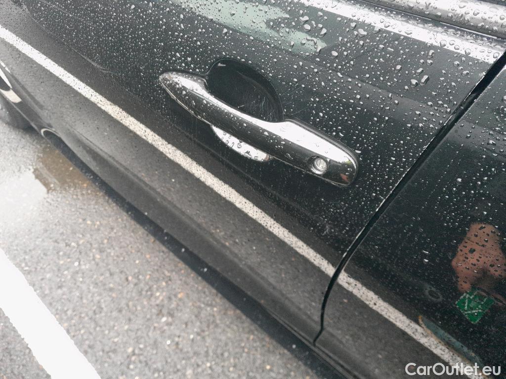  Toyota  Yaris TOYOTA  / 2020 / 5P / berlina con portón 1.5 125 S-Edition #10