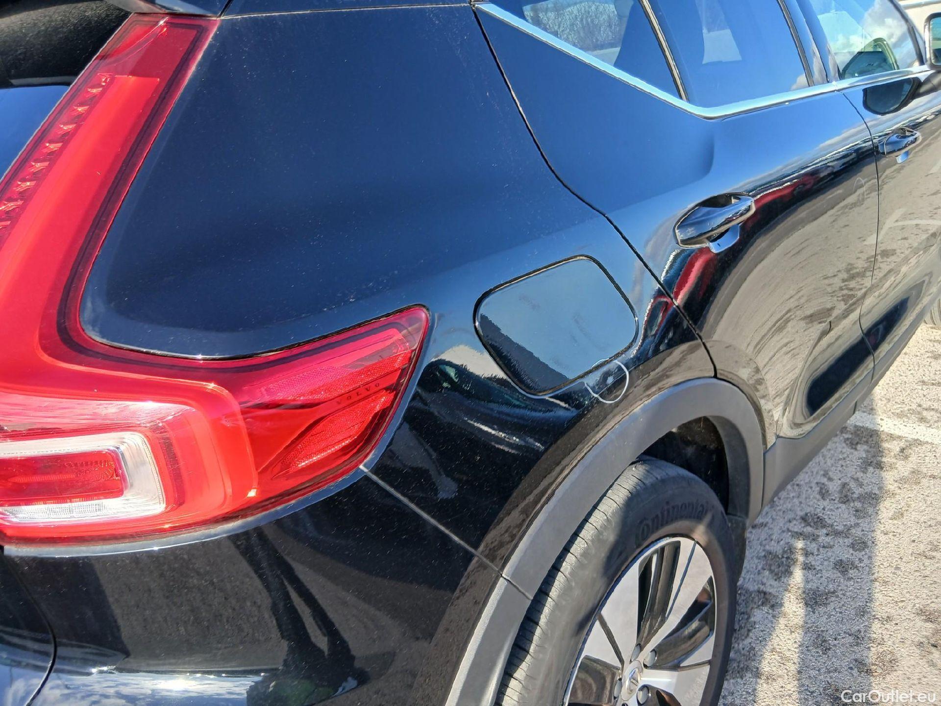  Volvo  XC 40 VOLVO XC40 / 2017 / 5P / todoterreno 1.5 T5 Twin Recharge Inscription Ex Auto #29