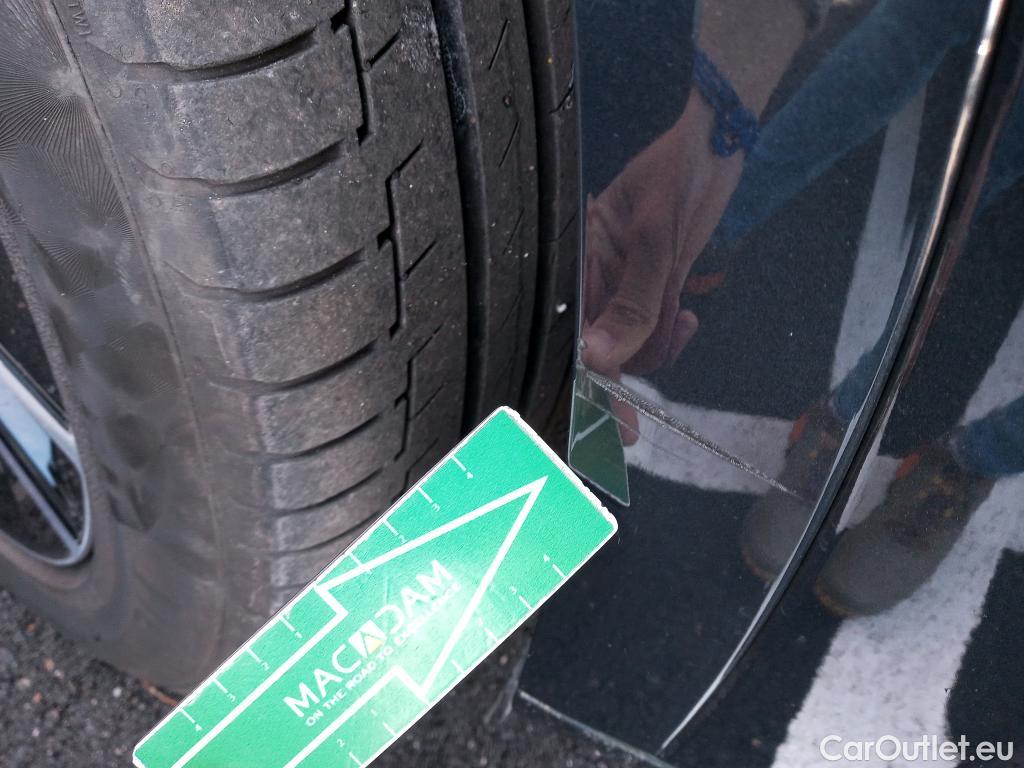  Volvo  XC90 VOLVO  / 2019 / 5P / todoterreno 2.0 B5 D AWD Momentum Pro Auto #17