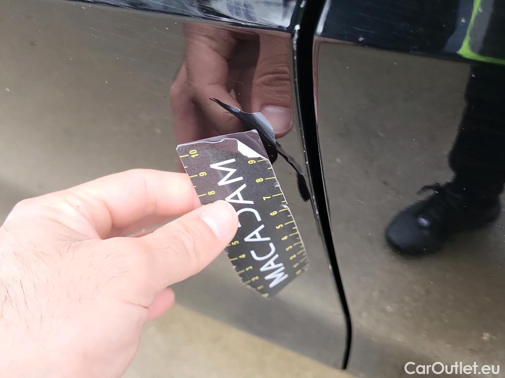  Bmw  Serie 1 BMW  / 2019 / 5P / berlina con portón 118i #4