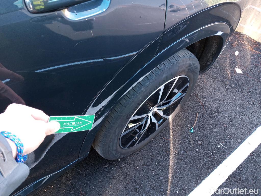  Volvo  XC90 VOLVO  / 2019 / 5P / todoterreno 2.0 B5 D AWD Momentum Pro Auto #16