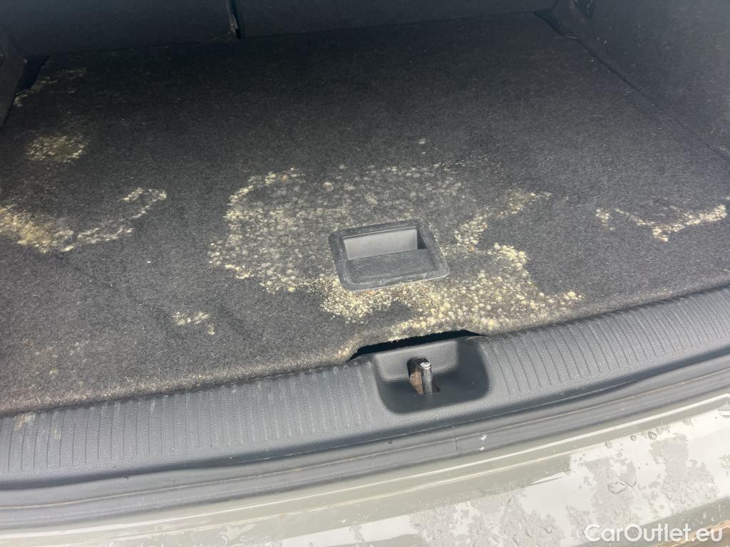  Audi  Q2 AUDI  / 2016 / 5P / todoterreno Design 30 TFSI 85kW (116CV) #2