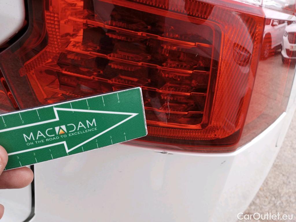  Volvo  XC60 VOLVO  / 2017 / 5P / todoterreno 2.0 B4 D Momentum Pro Auto #16