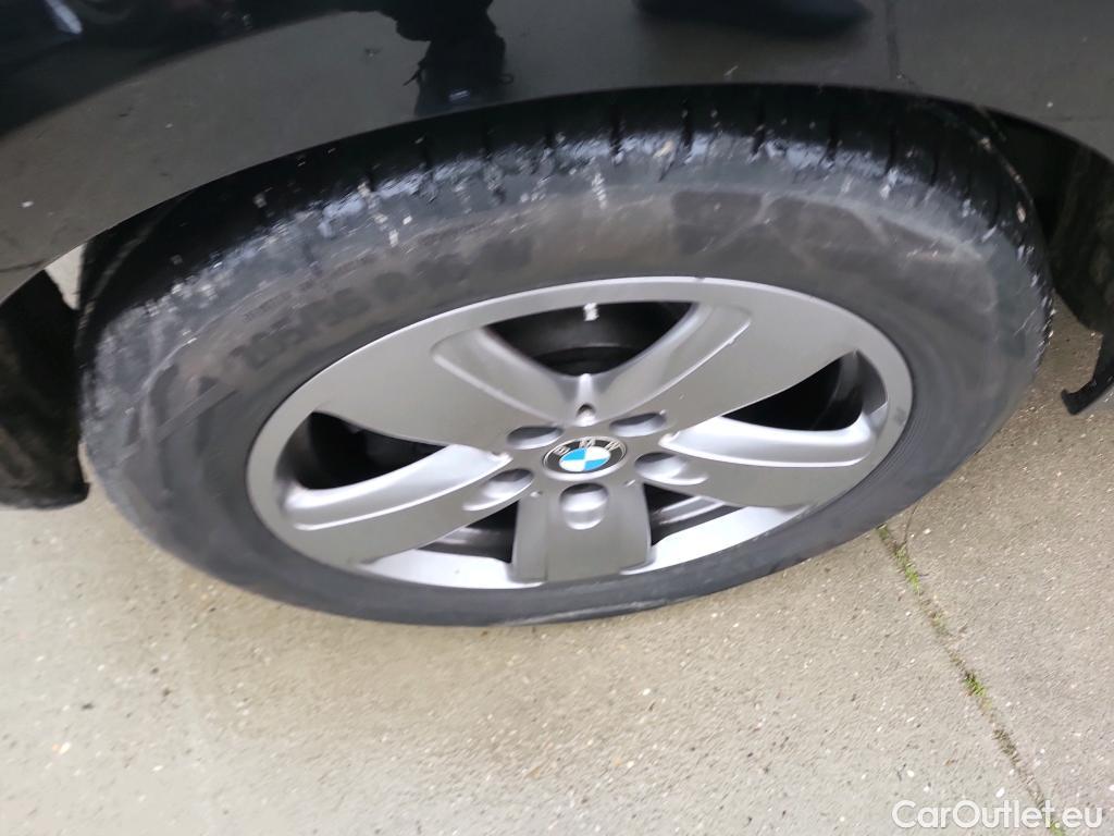  Bmw  Serie 1 BMW  / 2019 / 5P / berlina con portón 118i #21