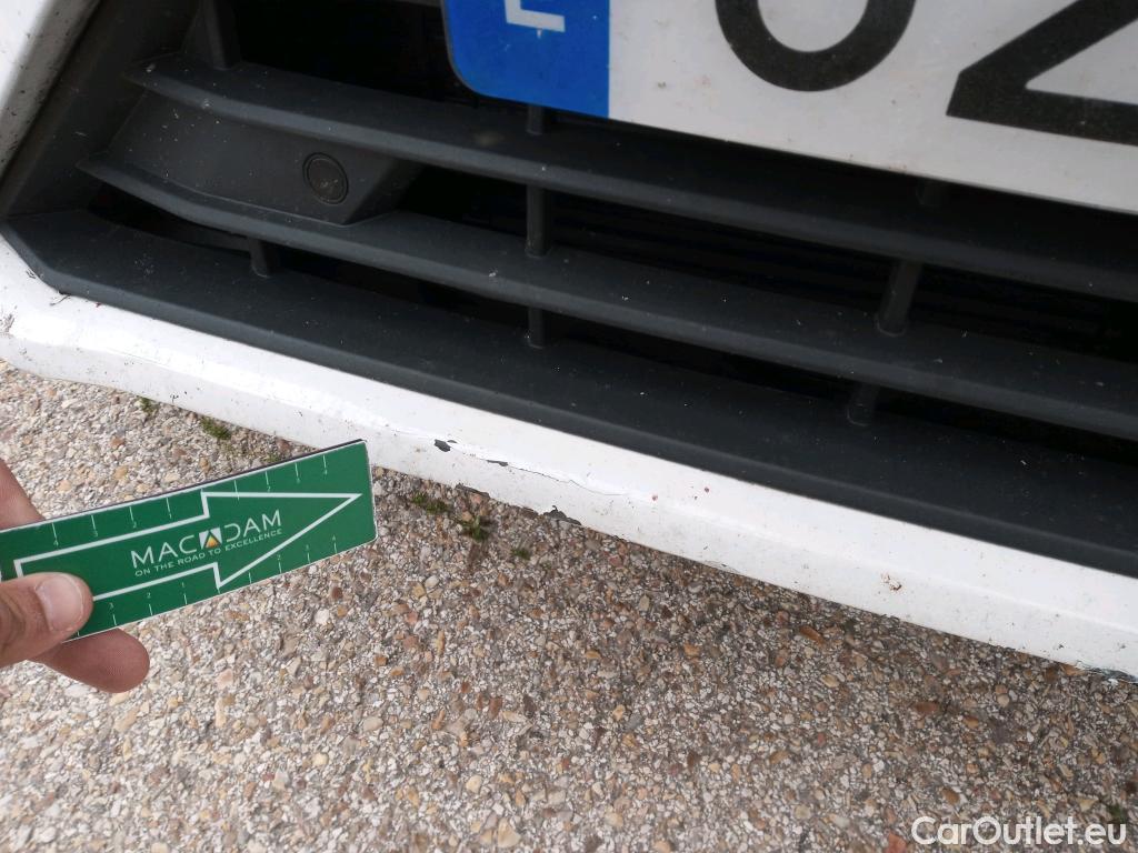  Volvo  XC60 VOLVO  / 2017 / 5P / todoterreno 2.0 B4 D Momentum Pro Auto #5