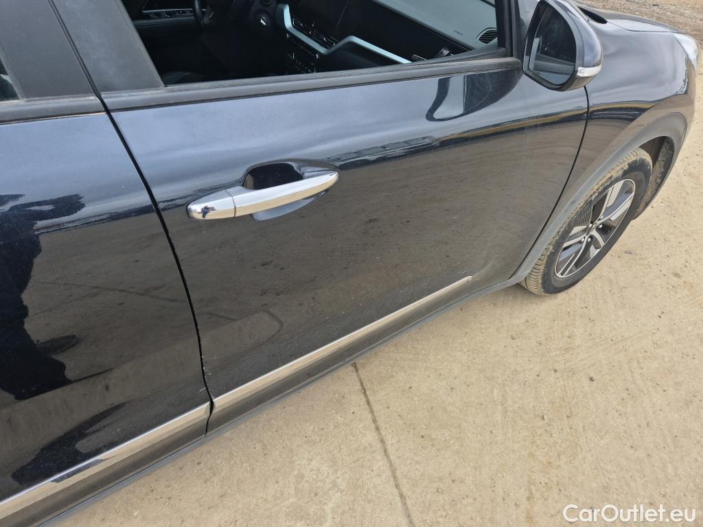  KIA  Niro KIA  1.6 GDi PHEV 104kW (141CV) Drive (AC) #3