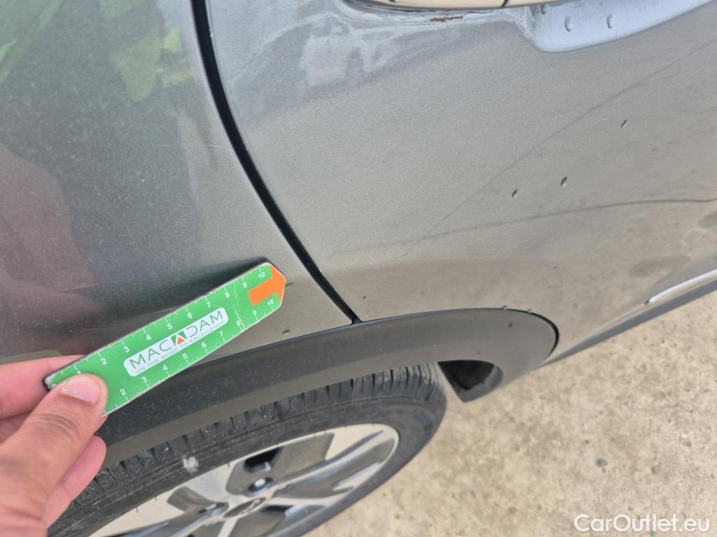  KIA  Niro KIA e- / 2016 / 5P / crossover e- 150kW (204CV) Drive (Long Range) #24