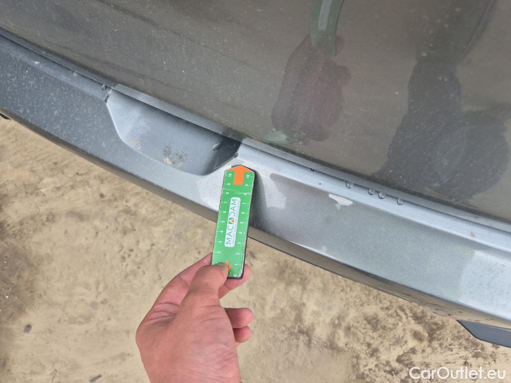  KIA  Niro KIA e- / 2016 / 5P / crossover e- 150kW (204CV) Drive (Long Range) #10