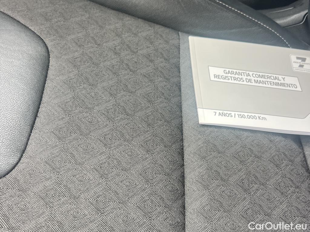  KIA  Niro KIA  / 2019 / 5P / crossover 1.6 GDi HEV 104kW (141CV) Drive #2