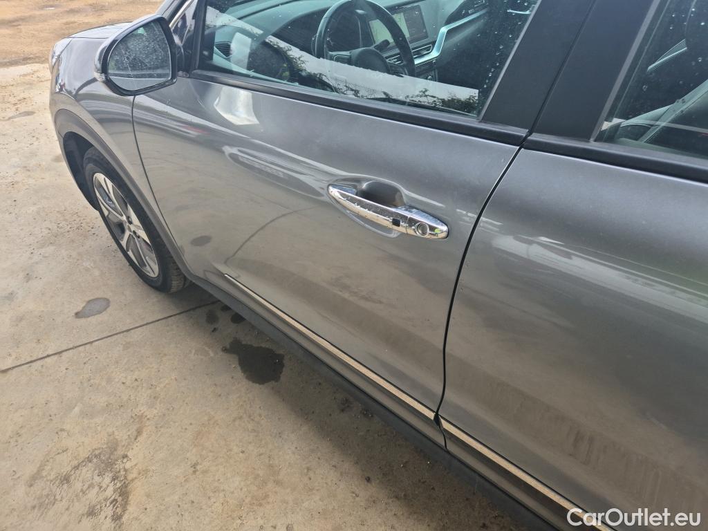  KIA  Niro KIA e- / 2016 / 5P / crossover e- 150kW (204CV) Drive (Long Range) #15