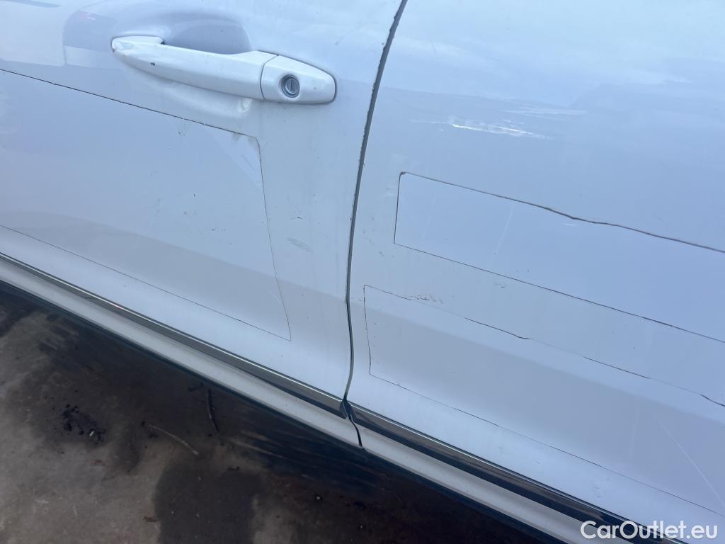  KIA  Niro KIA  Hïbrido Enchufable / 2016 / 5P / crossover 1.6 GDi Híbrido Enchufable 104kW Concept #32