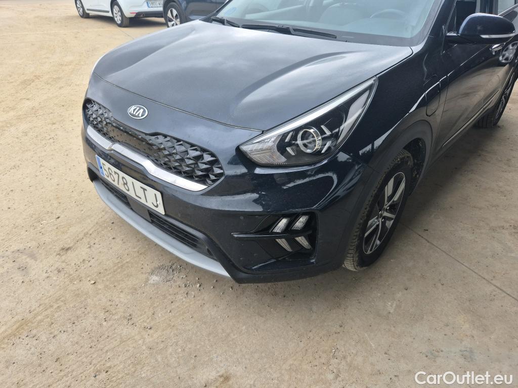  KIA  Niro KIA  1.6 GDi PHEV 104kW (141CV) Drive (AC) #11