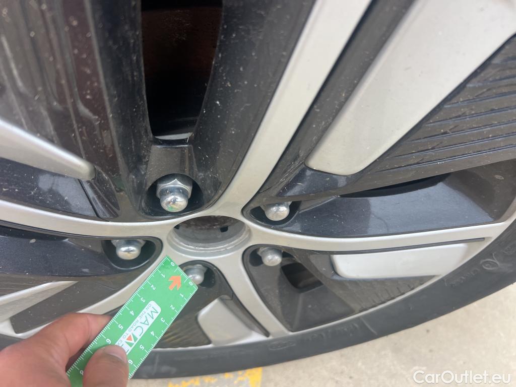  KIA  Niro KIA  / 2019 / 5P / crossover 1.6 GDi HEV 104kW (141CV) Drive #18