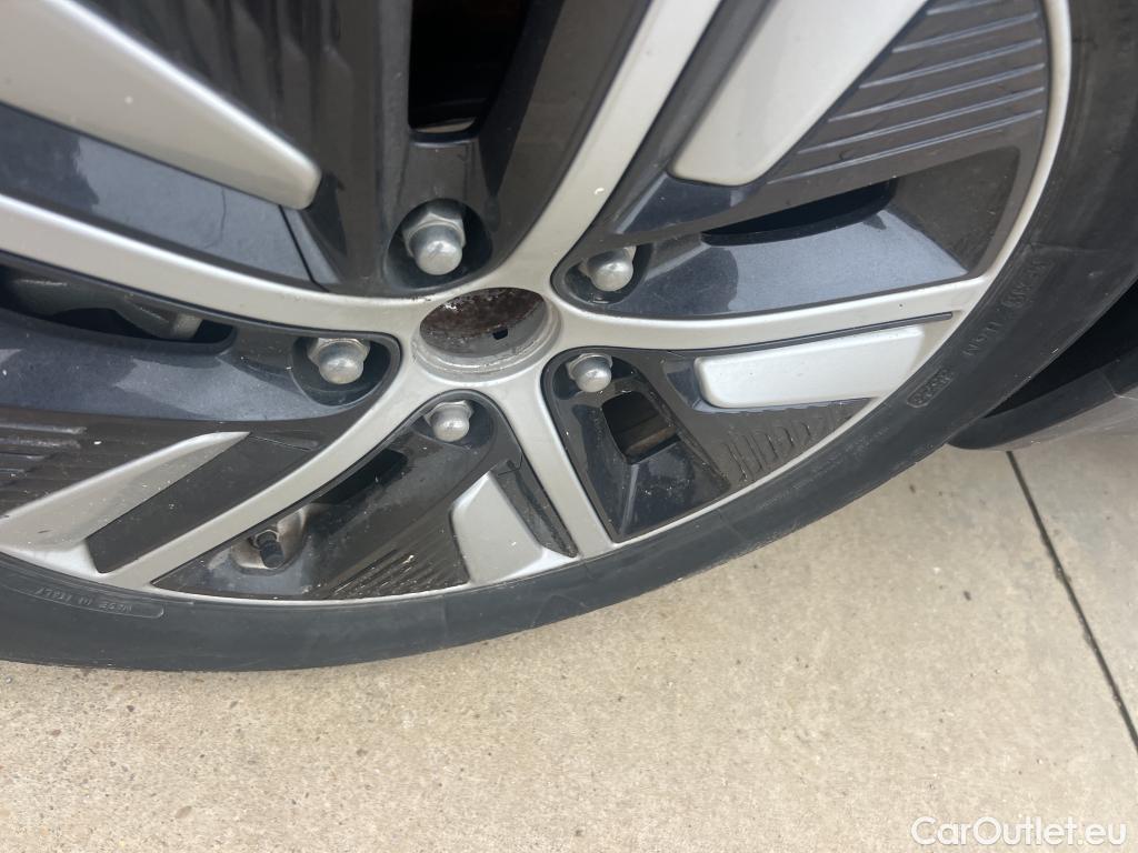  KIA  Niro KIA  / 2019 / 5P / crossover 1.6 GDi HEV 104kW (141CV) Drive #24