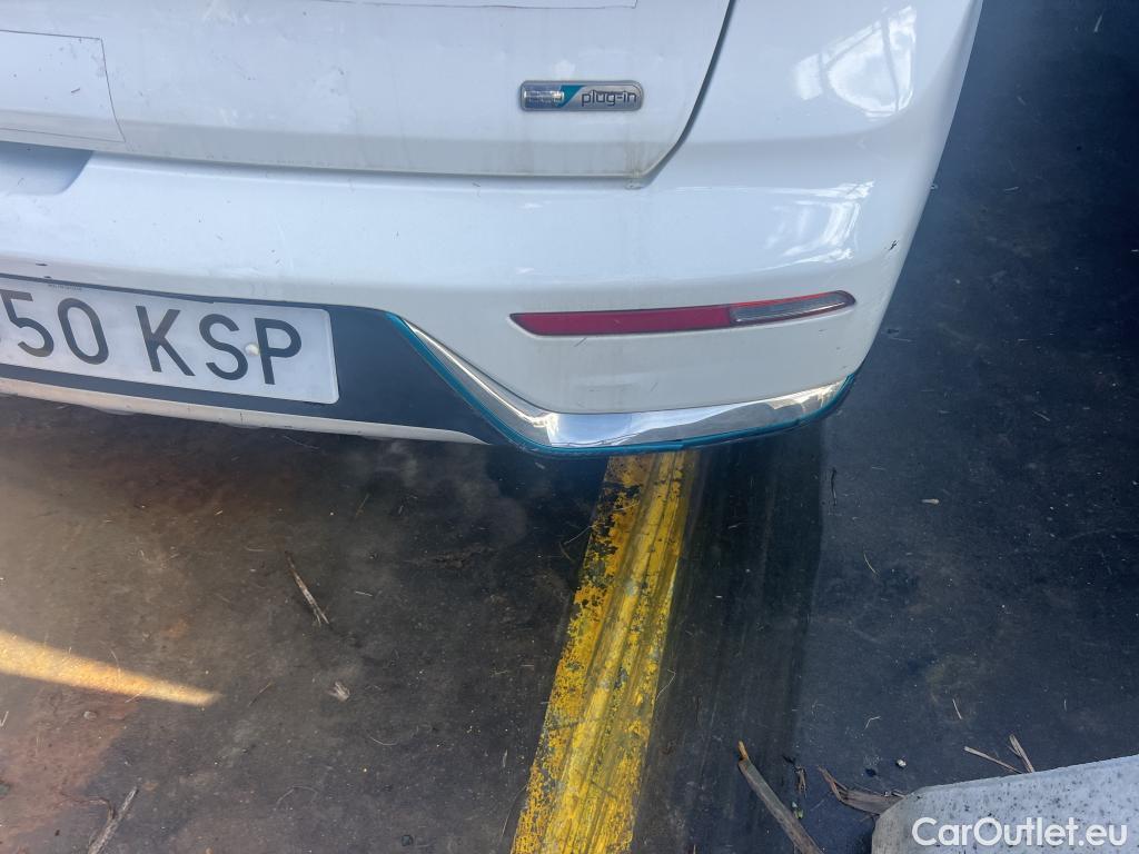  KIA  Niro KIA  Hïbrido Enchufable / 2016 / 5P / crossover 1.6 GDi Híbrido Enchufable 104kW Concept #59