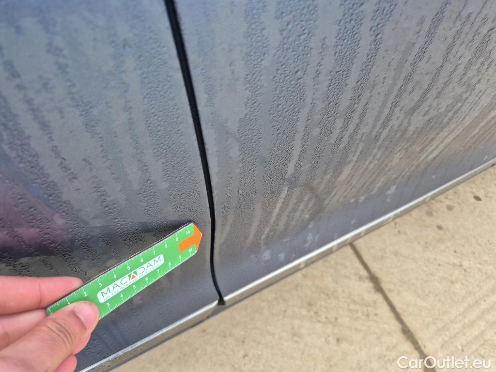  KIA  Niro KIA  / 2019 / 5P / crossover 1.6 GDi PHEV 104kW (141CV) Drive #19