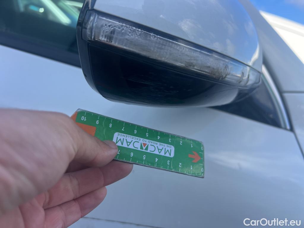  KIA  Niro KIA  Hïbrido Enchufable / 2016 / 5P / crossover 1.6 GDi Híbrido Enchufable 104kW Concept #57