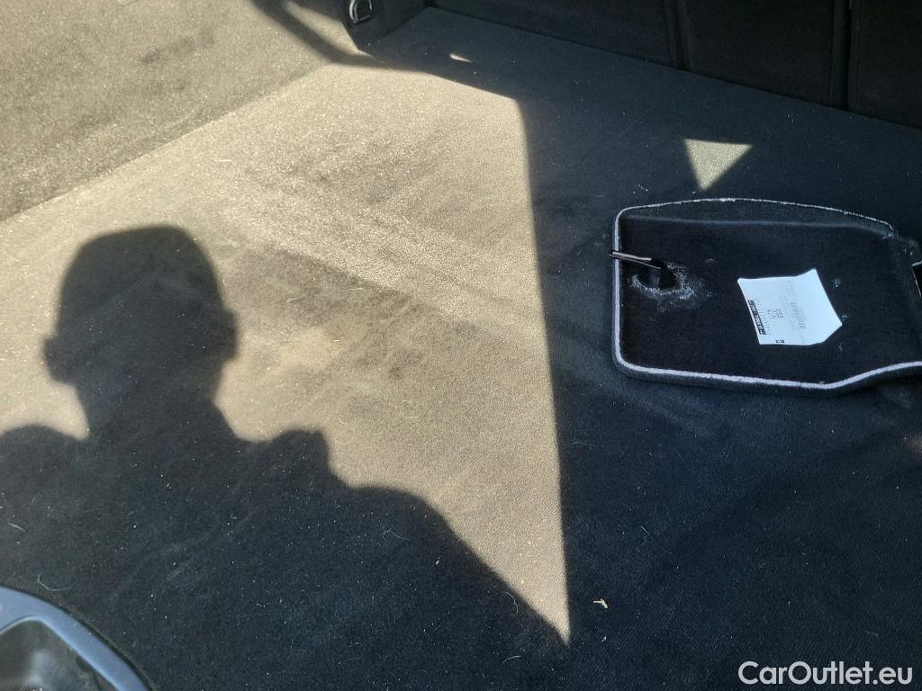  Mercedes  G-Klasee MERCEDES-BENZ GLE / 2018 / 5P / todoterreno GLE 350 de 4MATIC (Híbrido Enchufable) #25