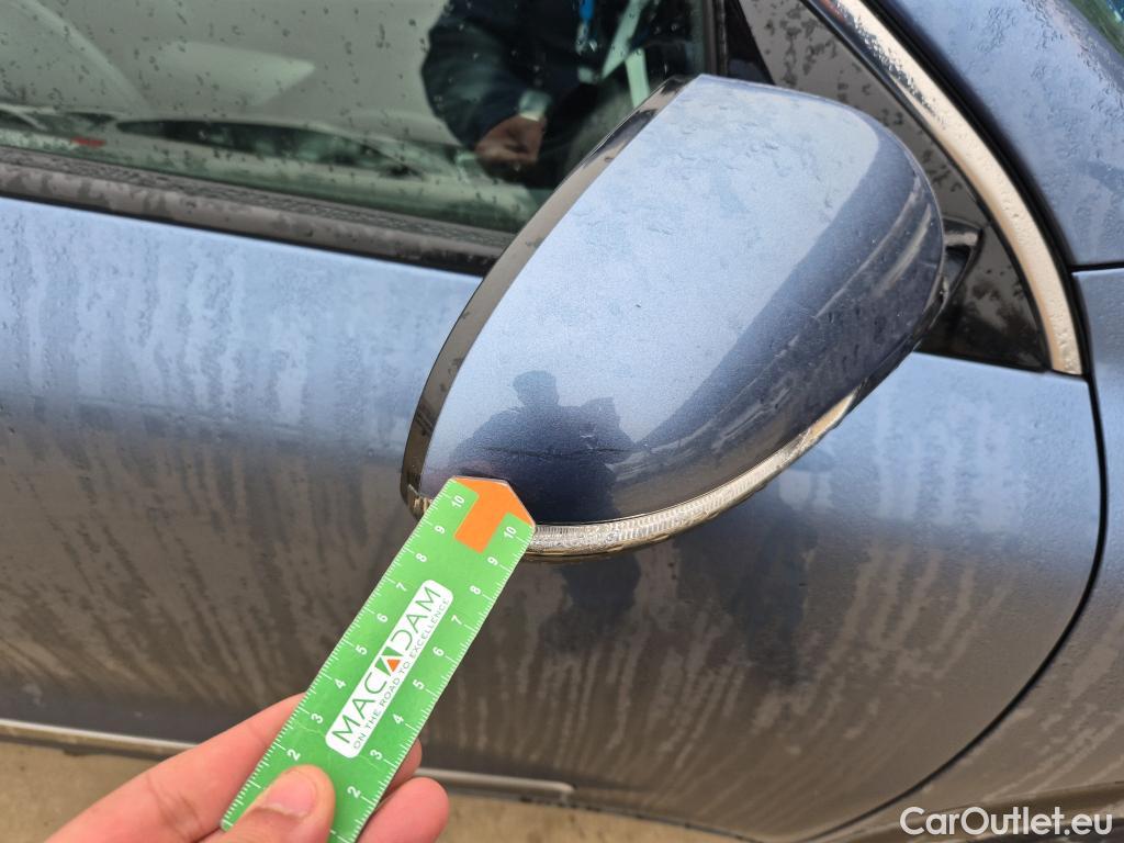  KIA  Niro KIA  / 2019 / 5P / crossover 1.6 GDi PHEV 104kW (141CV) Drive #17